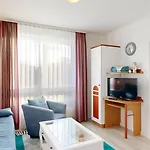 Appartementhaus Binzer Sterne 51 * Binz